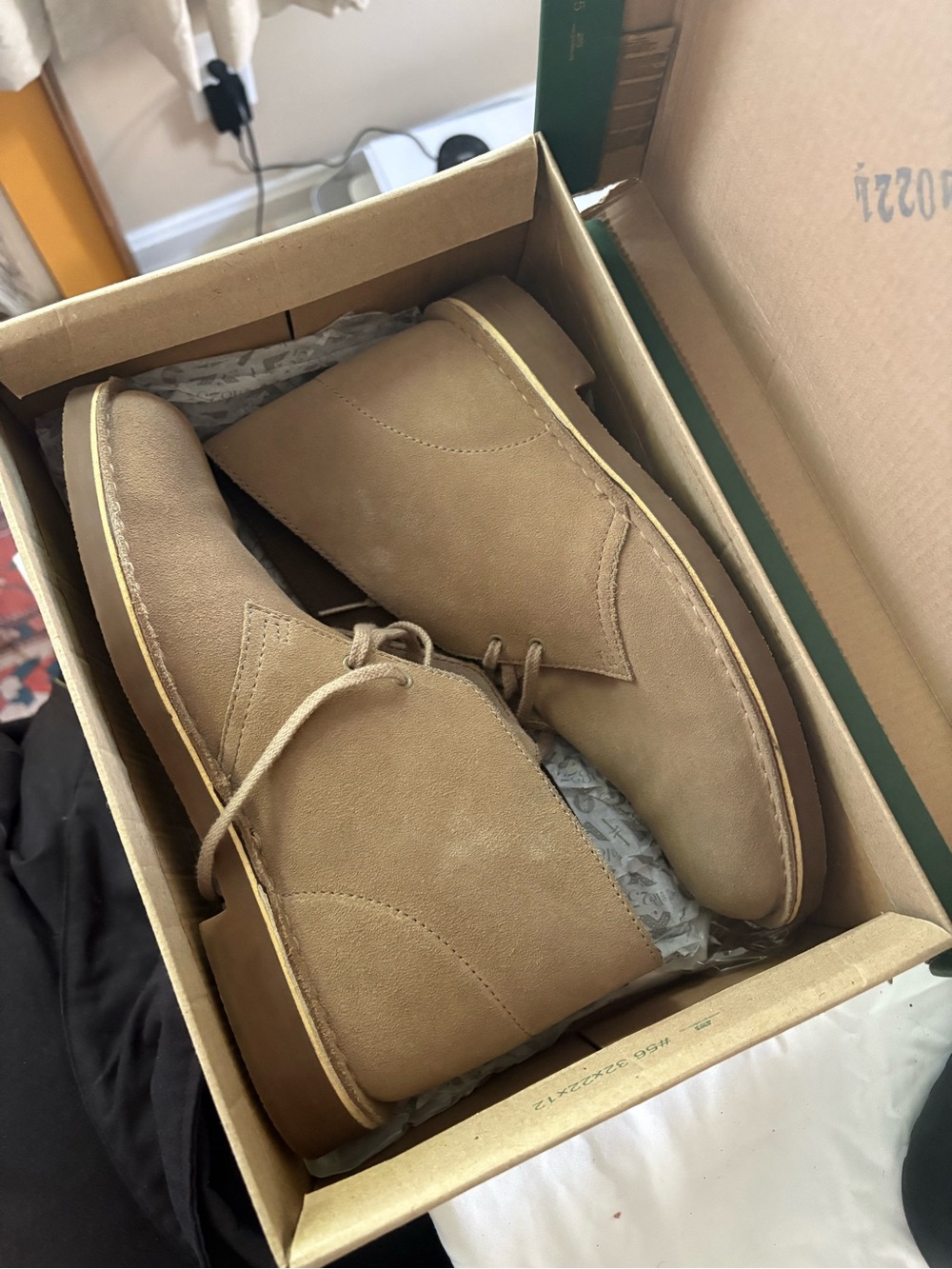Clarks Men's Suede Chukka Boots in Tan